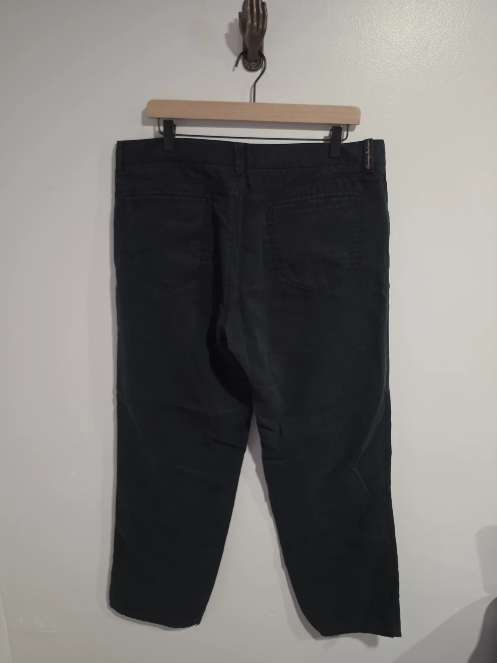 Tommy Bahama Men's Black Relaxed Fit Tencel Cotton Blend Pants Size 35x30